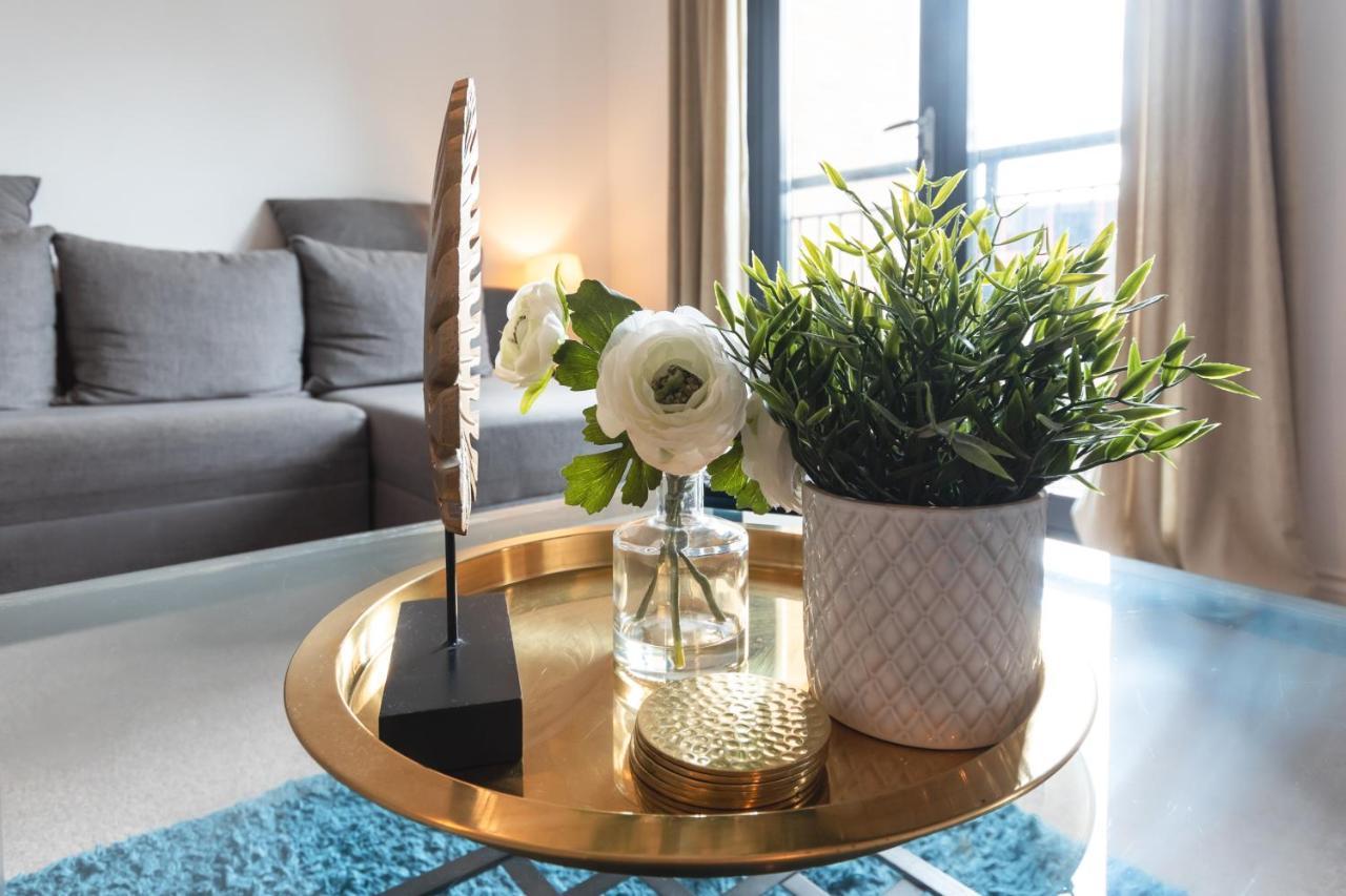 Best Price! Large Spacious 2 Bed Apartment - King Size Or Single Beds, Sofabeds, Smart Tvs, Free Parking Southampton Exterior foto